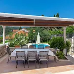 Mir Vami - Heated Pool, Sea Views & 100m I Brac Island Villa Sumartin
