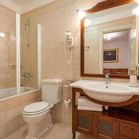Mir Vami - Heated Pool, Sea Views & 100m I Brac Island Vila Sumartin