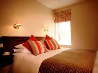 Mir Vami - Heated Pool, Sea Views & 100m I Brac Island *