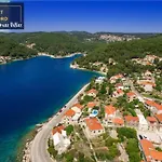 Mir Vami - Heated Pool, Sea Views & 100m I Brac Island Villa