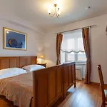 Mir Vami - Heated Pool, Sea Views & 100m I Brac Island Sumartin