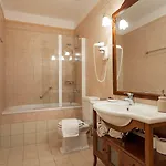 Mir Vami - Heated Pool, Sea Views & 100m I Brac Island Villa *