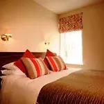 Mir Vami - Heated Pool, Sea Views & 100m I Brac Island *