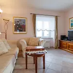 Villa Mir Vami - Heated Pool, Sea Views & 100m I Brac Island
