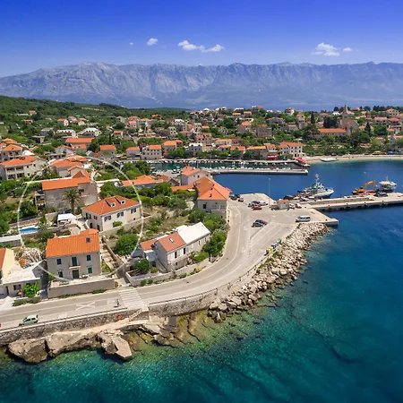 Mir Vami - Heated Pool, Sea Views & 100m I Brac Island 수마르틴