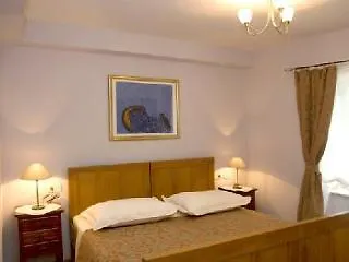 Mir Vami - Heated Pool, Sea Views & 100m I Brac Island 수마르틴
