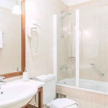 Your Family Oasis By The Sea Mir Vami, Heated Pool *