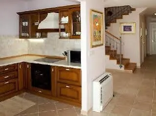 빌라 Mir Vami - Heated Pool, Sea Views & 100m I Brac Island *